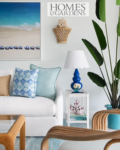 Homes & Gardens