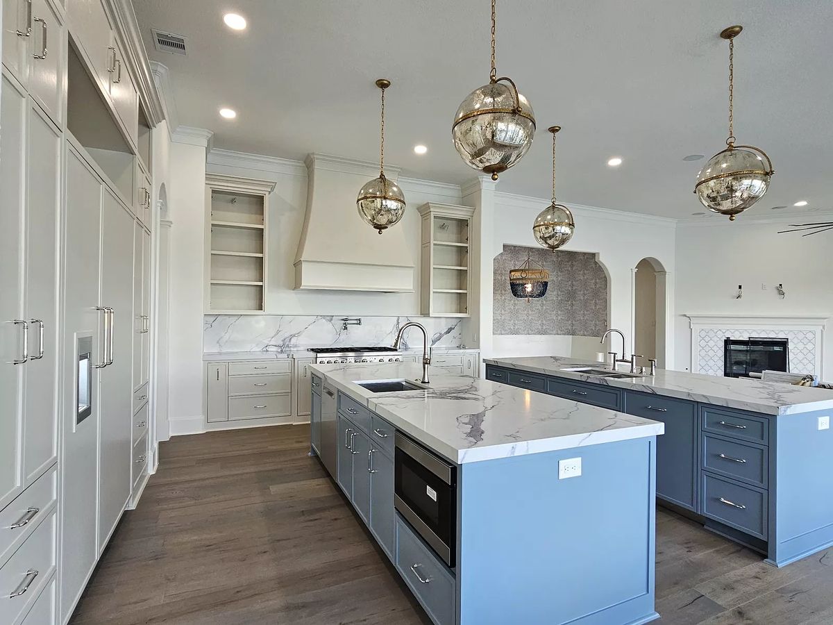 Luxe Coastal Living Image 11