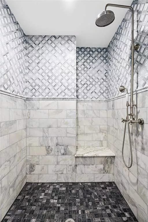 Sleek Sophistication Image 25