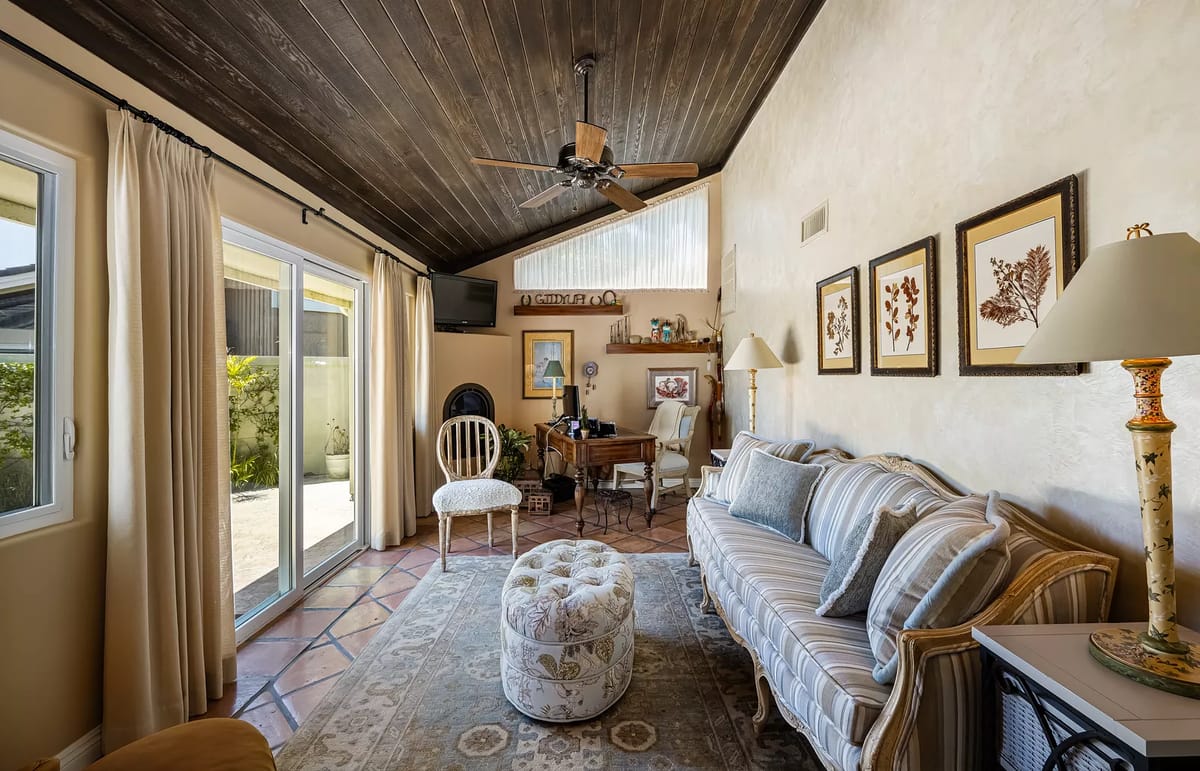Coastal Sophisticate Image 6