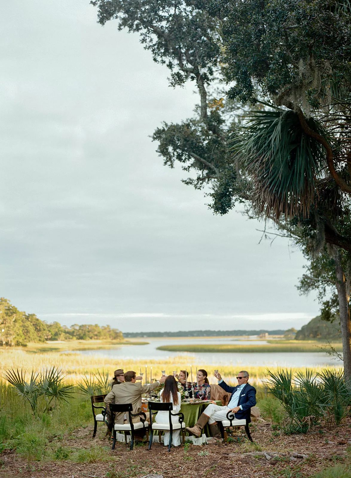 Supper Club By The River Image 5