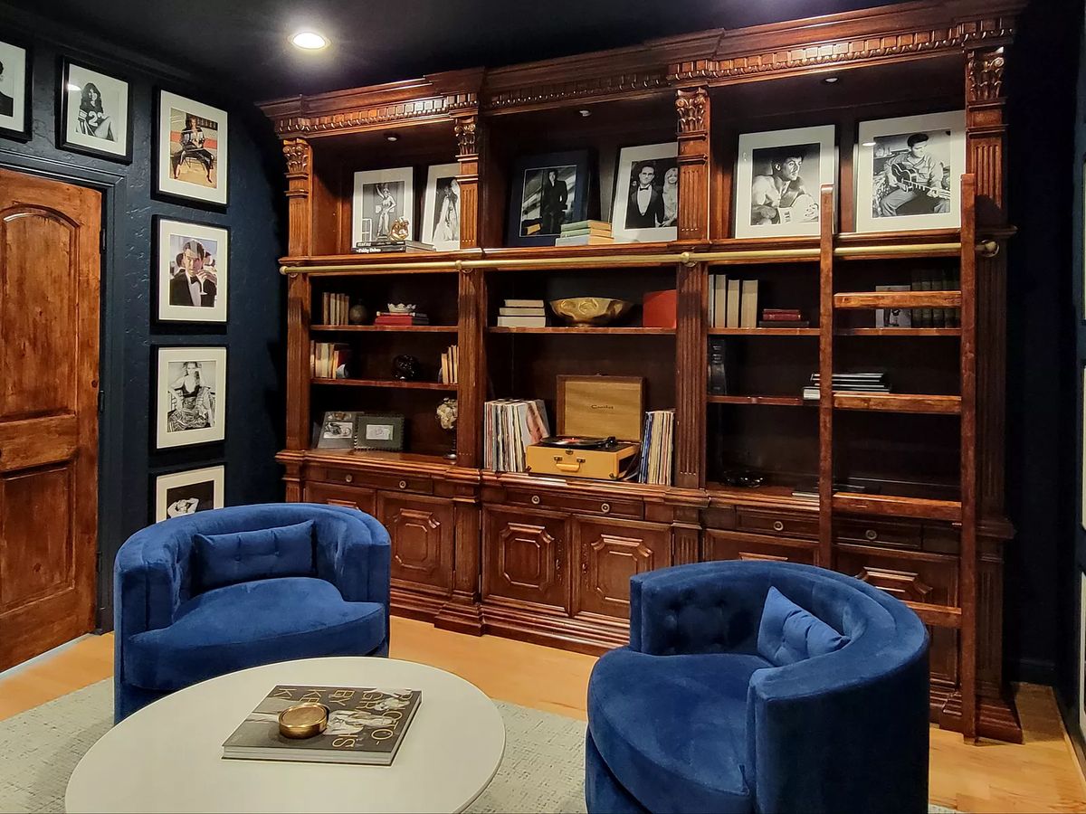 Lavish Lakehouse Image 8