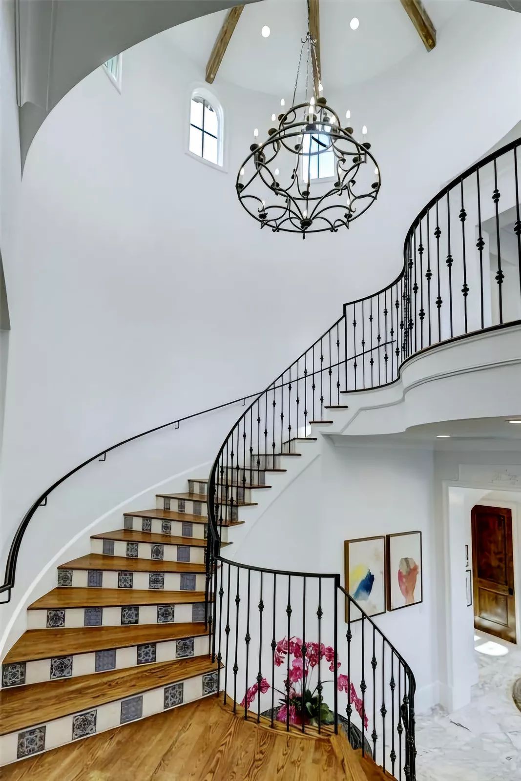 Elevated Elegance Image 36