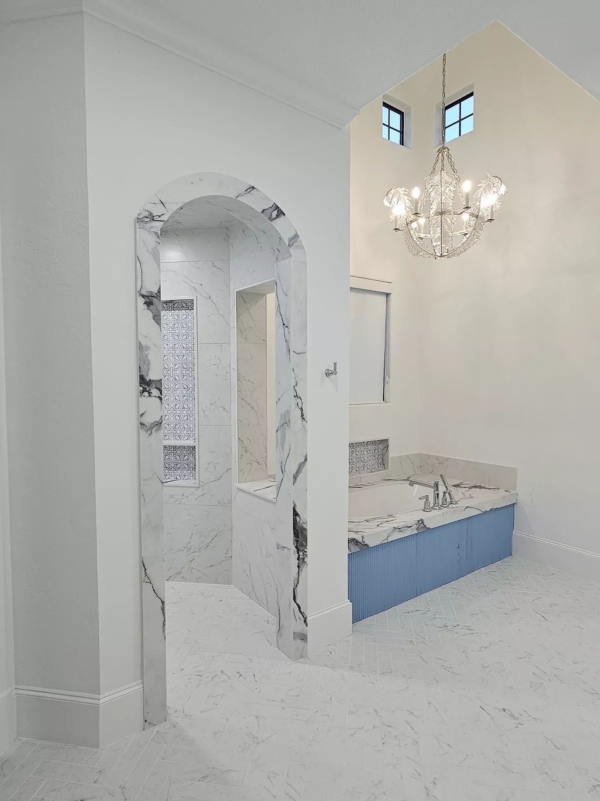 Luxe Coastal Living Image 43