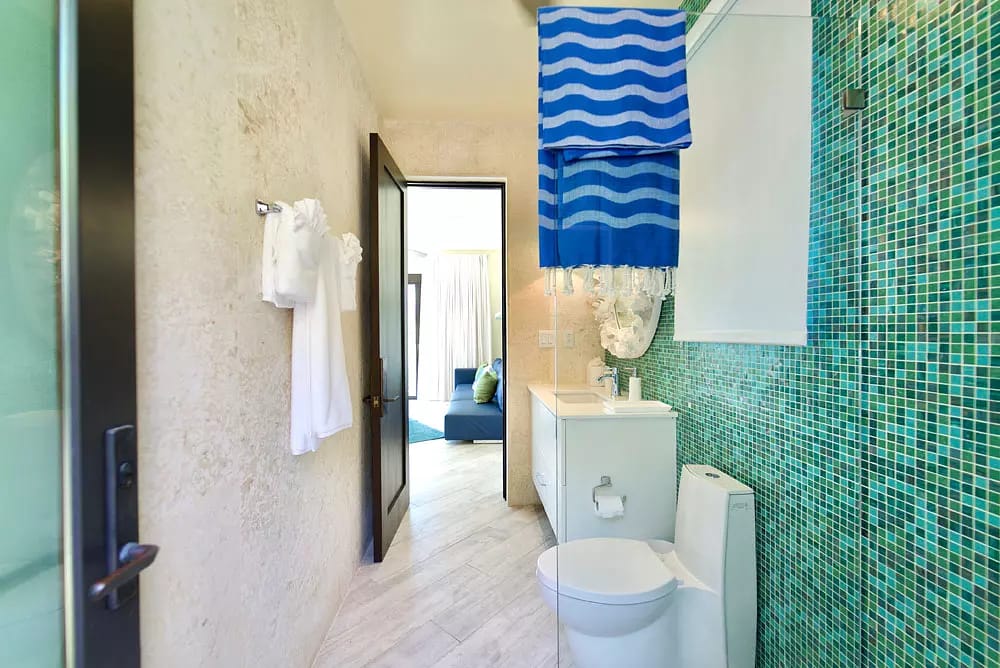St. Kitts Sandy Bank Home and Pool House Image 13