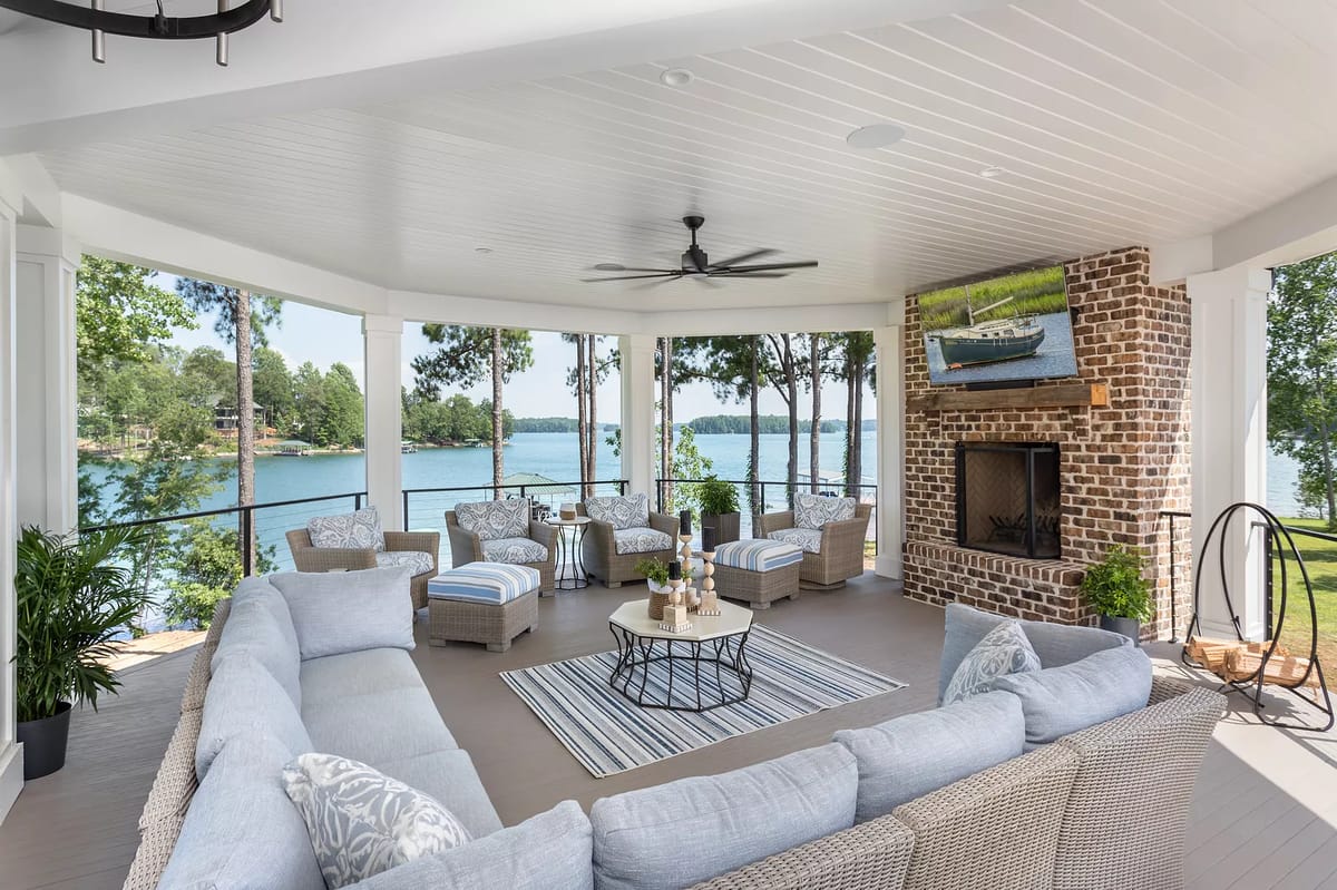 Lake Keowee Image 2