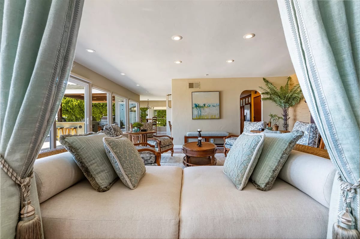 Coastal Sophisticate Image 8