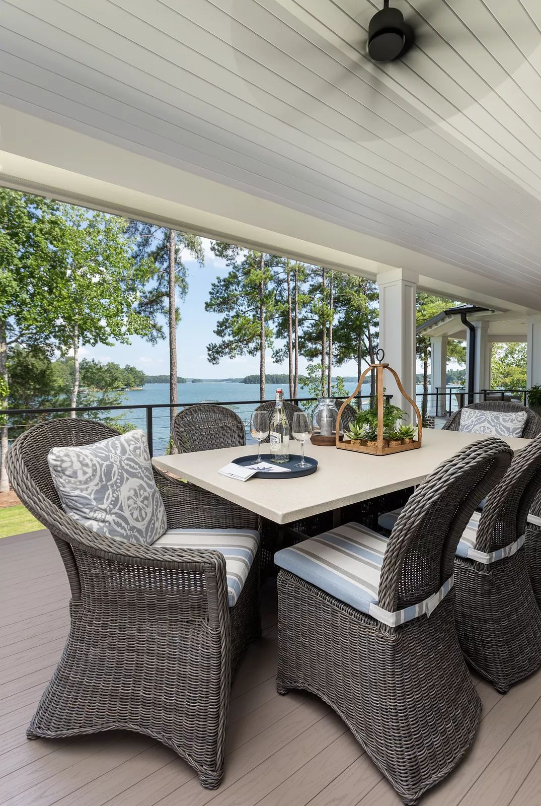 Lake Keowee Image 3