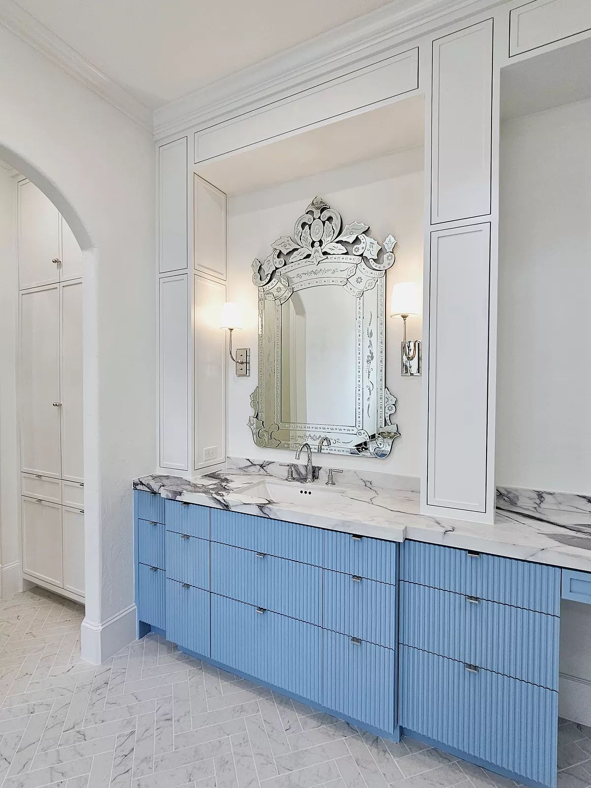 Luxe Coastal Living Image 34