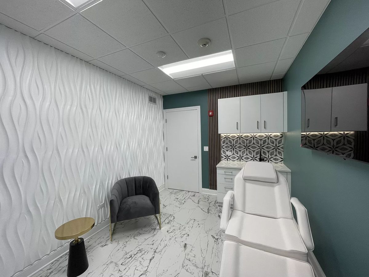 Zuri Med Spa Image 17