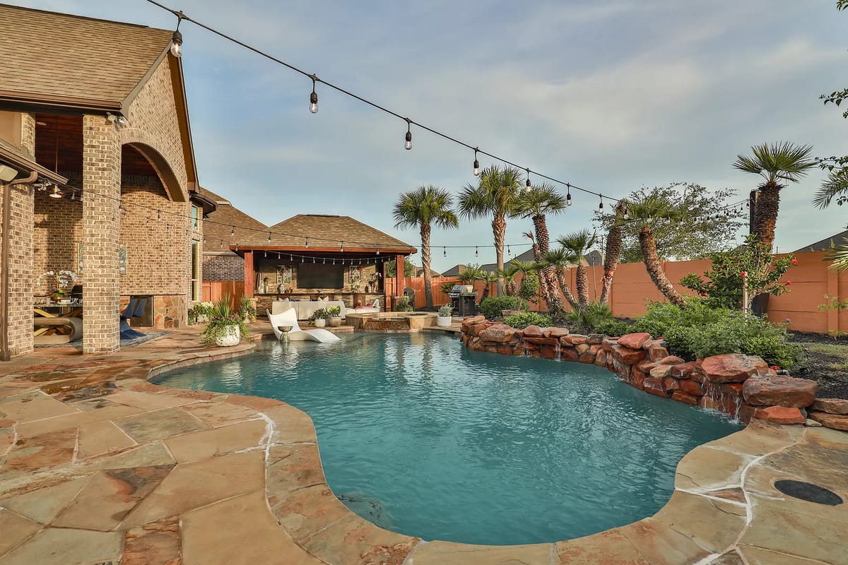 Private Paradise Retreat Image 2
