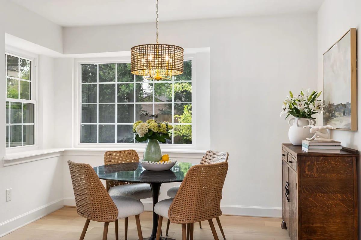Coastal Vibes Image 136