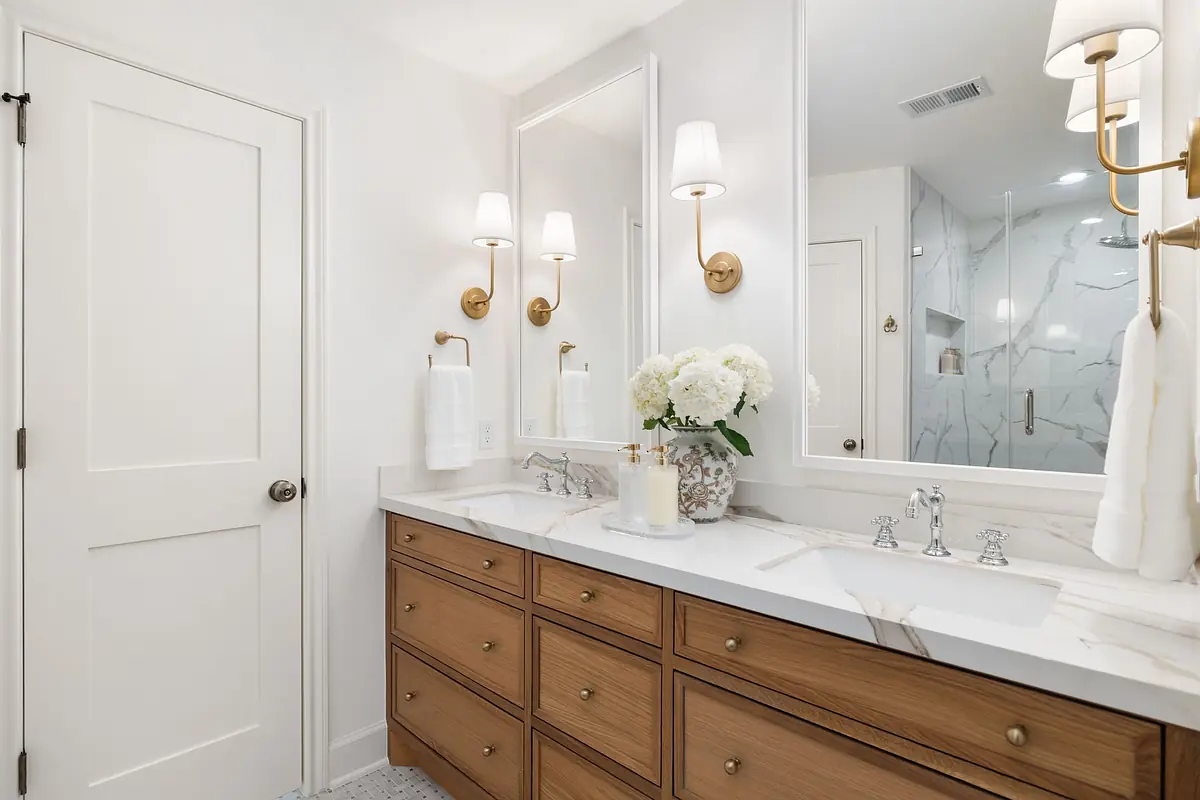 Coastal Vibes Image 2