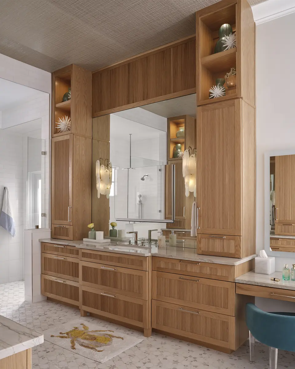 Beachfront Sea Spray Image 9