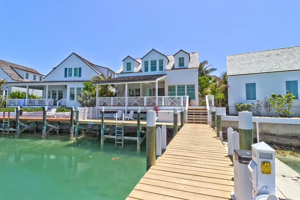 Project No. 887 Abaco Inn Image 24