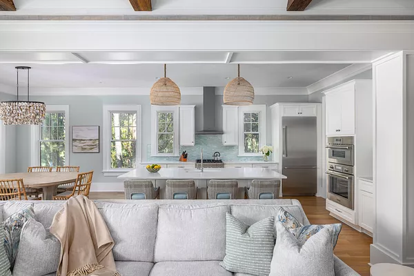 185 Belted Kingfisher