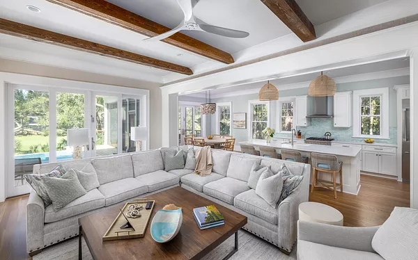 185 Belted Kingfisher