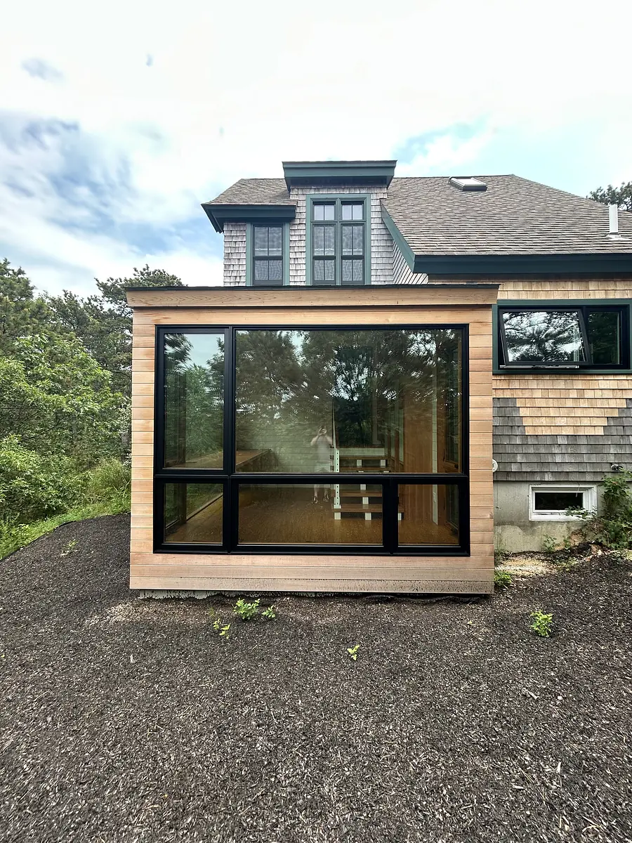 Modern Truro Office Image 3