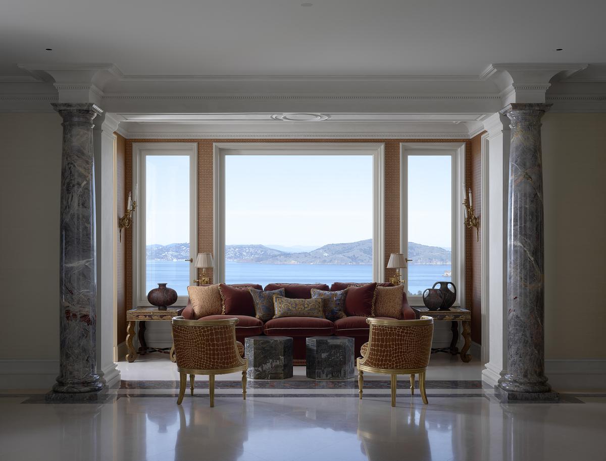 Classic French Apartment Image 15